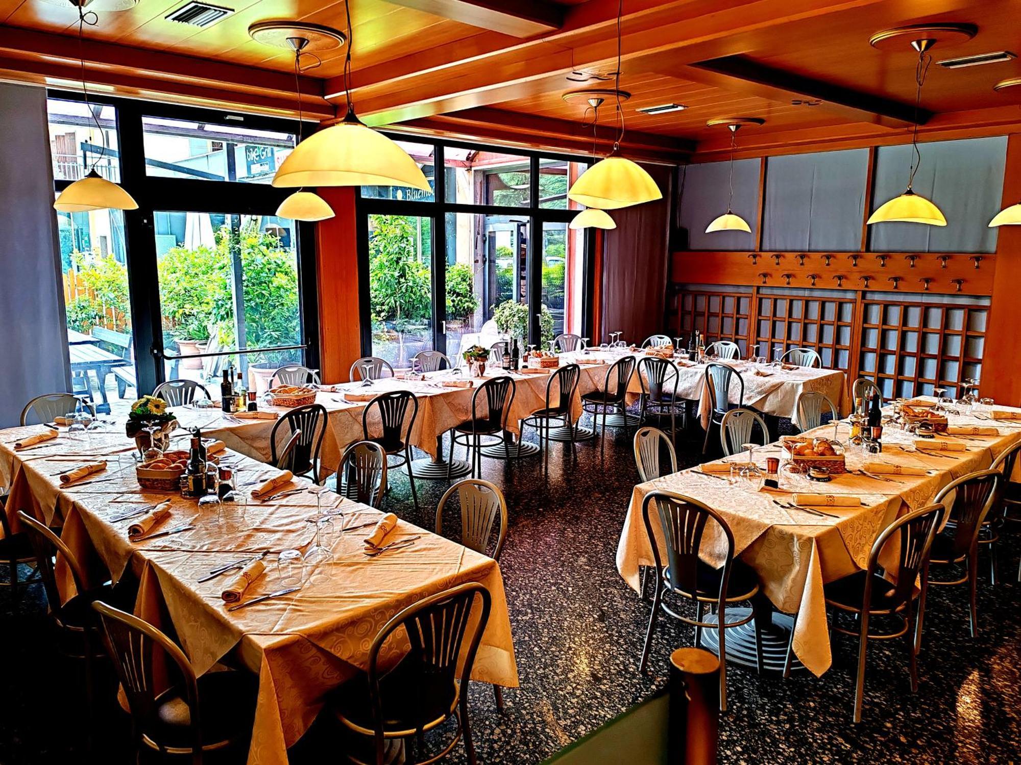 Hotel Belvedere Rivalta di Brentino ภายนอก รูปภาพ